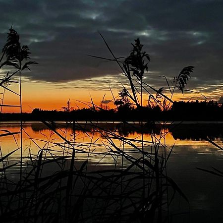 Sirvis Apartamenty Plaska Bagian luar foto