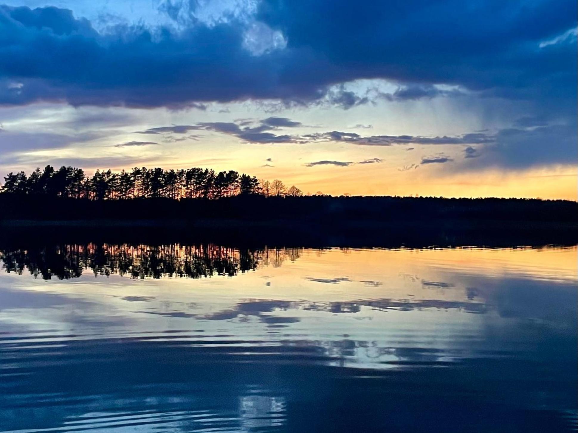 Sirvis Apartamenty Plaska Bagian luar foto